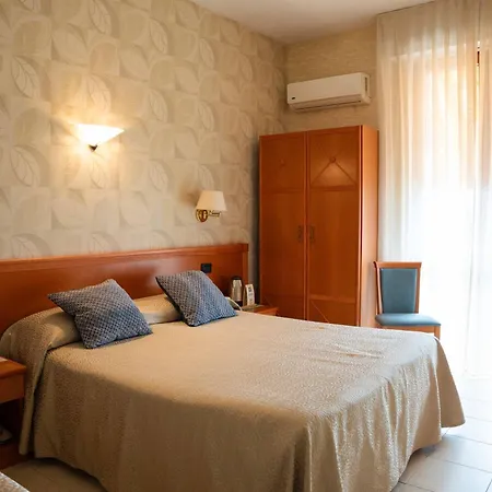فندق Pardini 3*